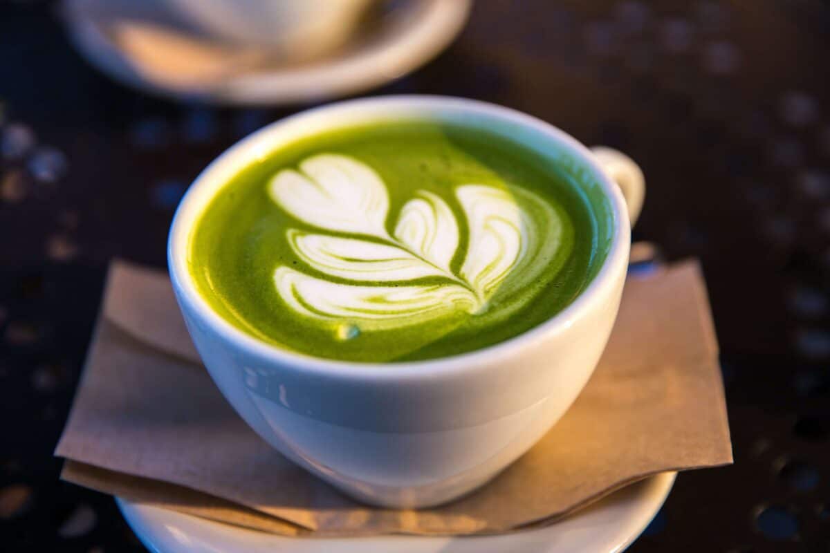 matcha as an alternative to coffee for ulcerative colitis